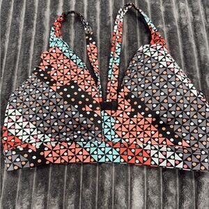 VS Geometric Pattern Sports Bra